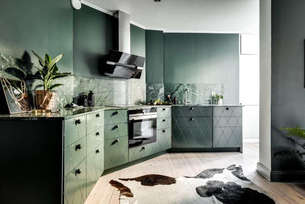 grönt kök, gröna väggar, inredningsblogg
